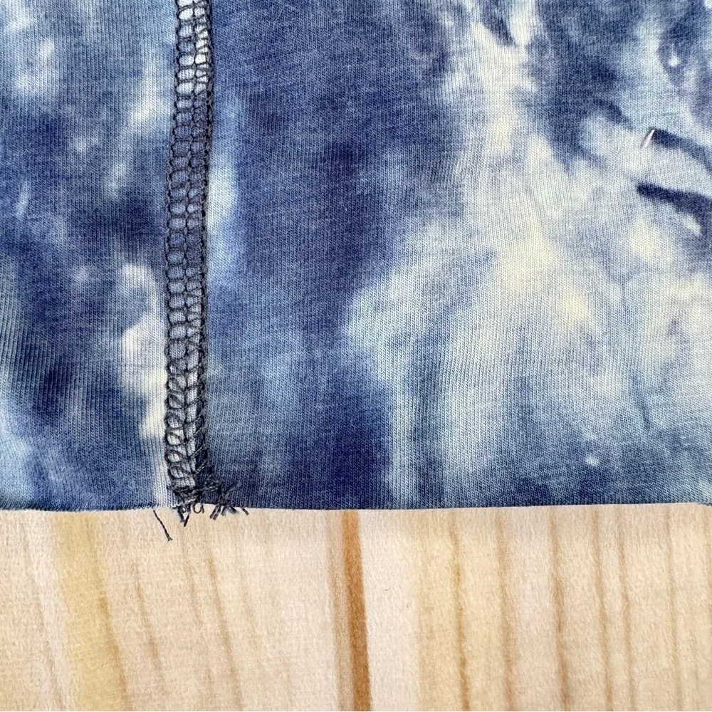Hem & Thread Blue Tie Dye High Waist Biker Shorts w Thigh Pockets & Raw Hem NEW